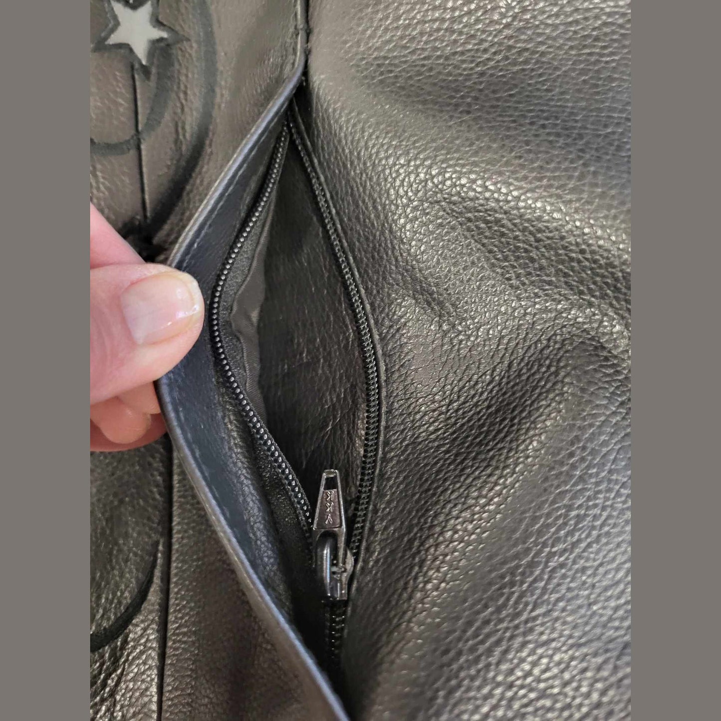 FMC Ladies Star Leather Motorcycle Vest-zippered pocket