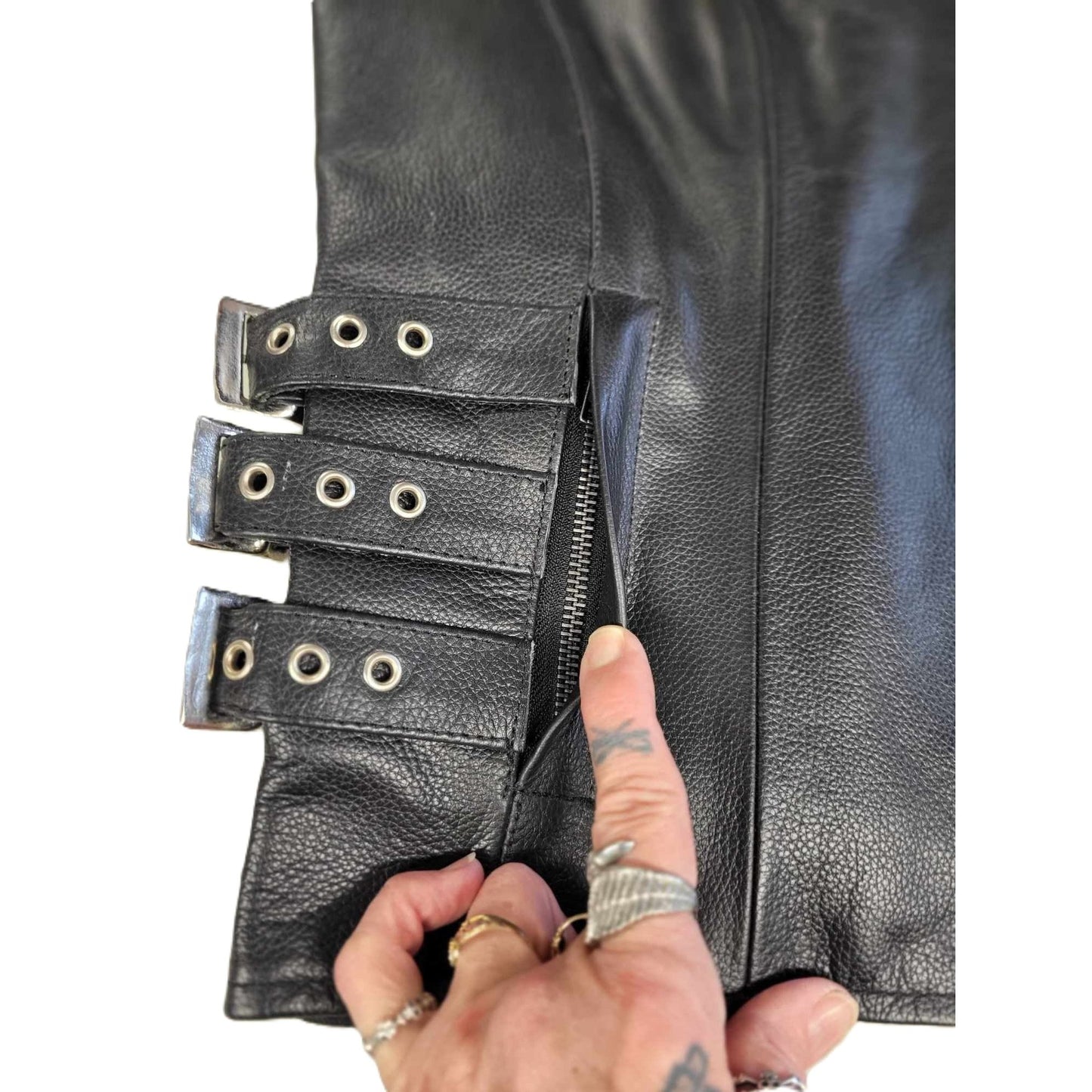 Canadian Motorcycle Company Ladies 3-Buckle Sides Leather Motorcycle Vest Small