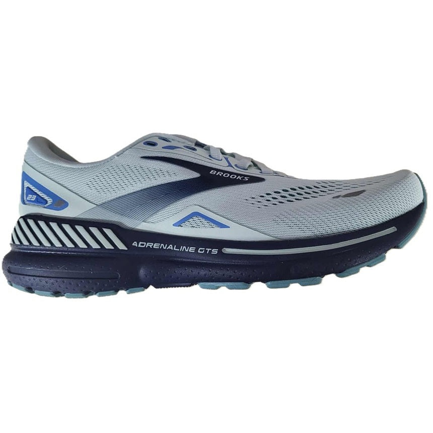 right side of running shoe