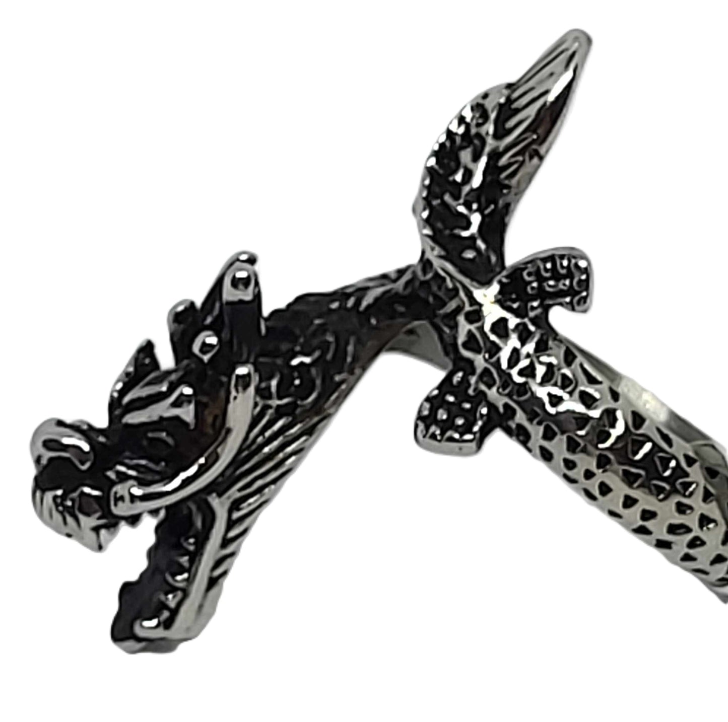 Dancing dragon ring