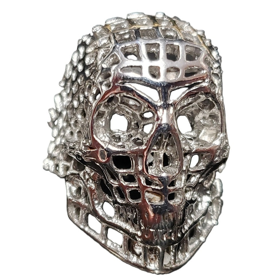 Mesh skull ring