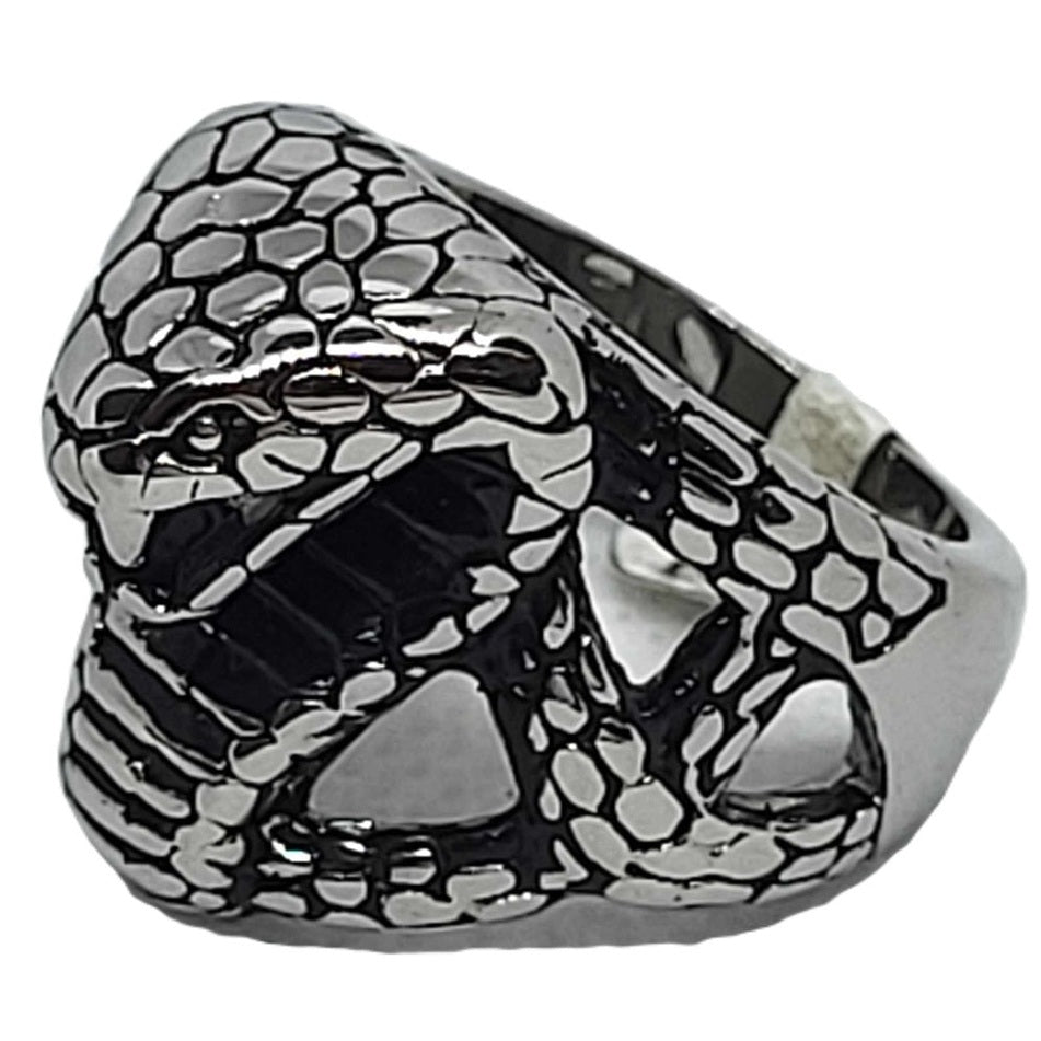 Fierce cobra ring