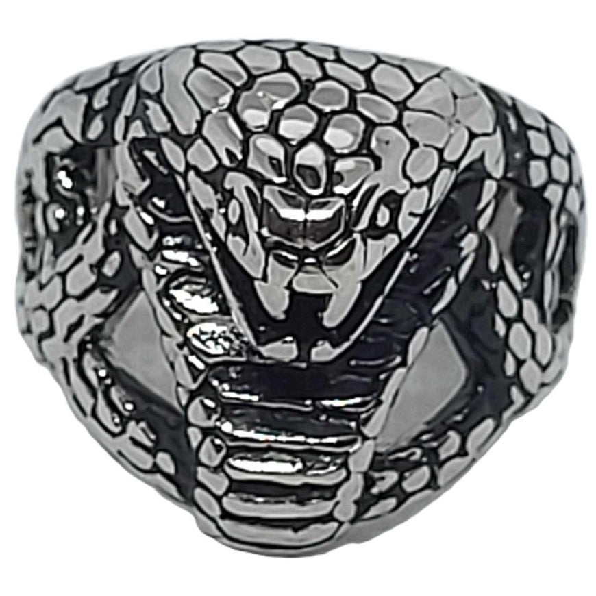 Fierce cobra ring